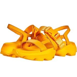 Sorel Kinetic Impact Sling Sandals in Electric Mango Womens Size 38.5 7.5 or 8